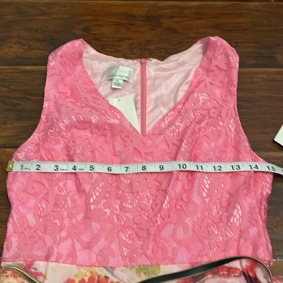Donna Morgan Fit & Flare V-Neck Pink Lace Mixed Media Multi Floral Print Dress - Picture 7 of 15